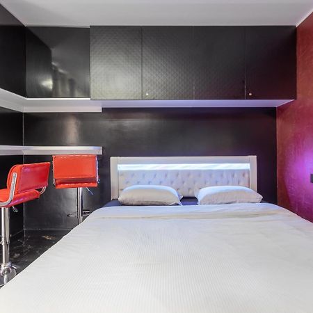 Luxury Studio Renovated 2024 With Free Parking Beausoleil Luaran gambar