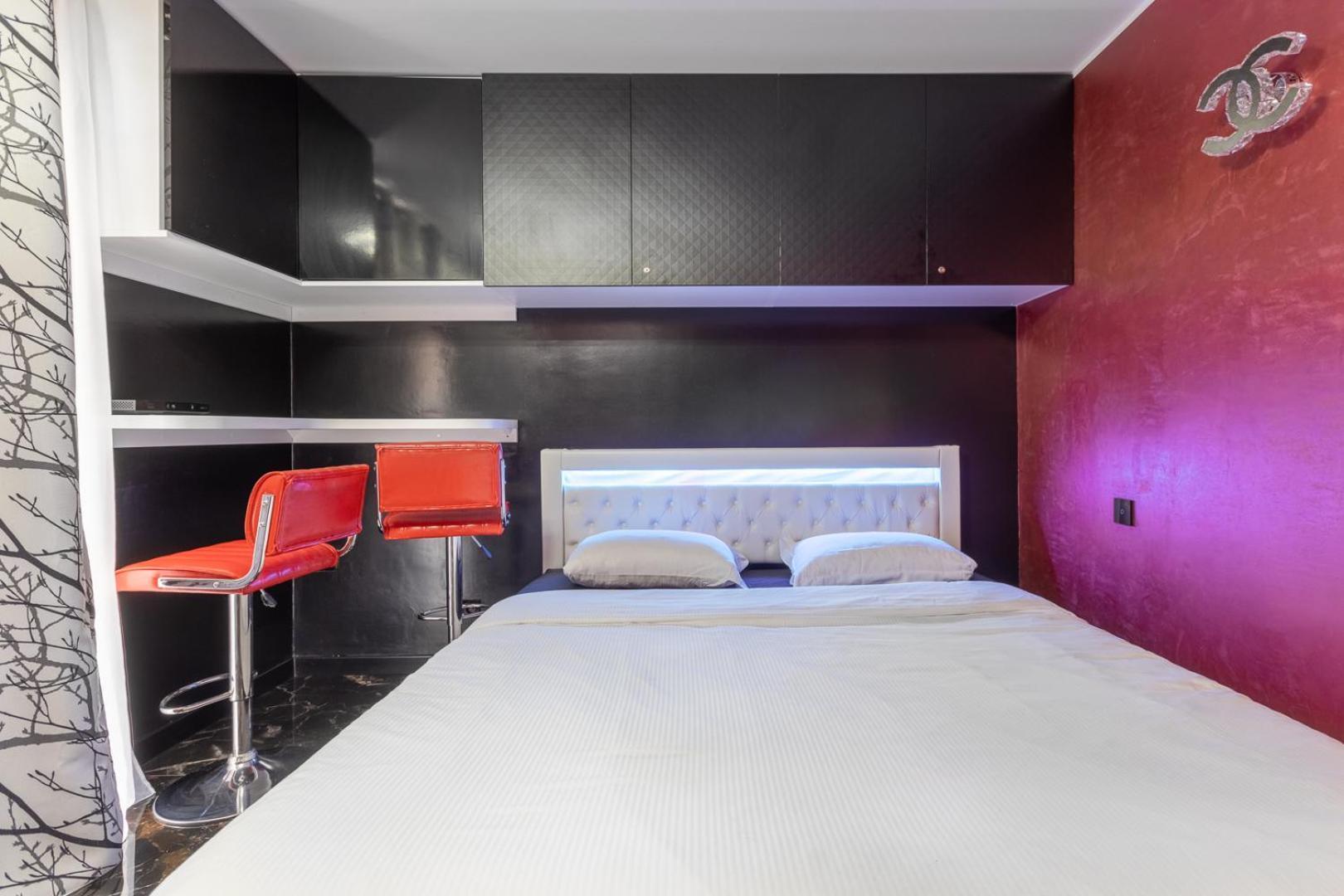 Luxury Studio Renovated 2024 With Free Parking Beausoleil Luaran gambar